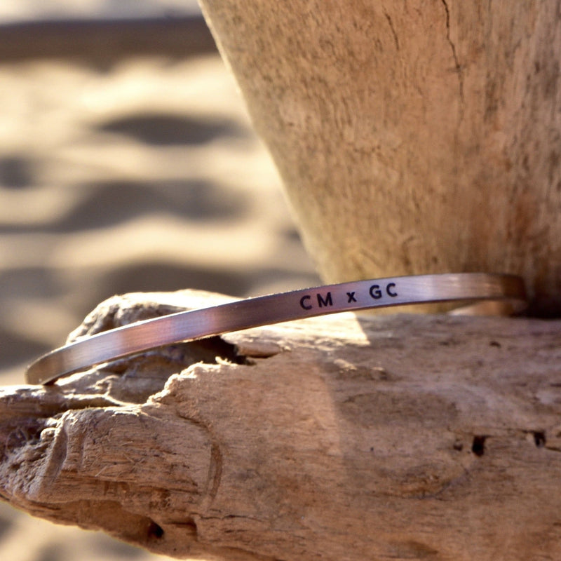 Bracciale acciaio inox placcato oro rosa satinato personalizzato con incisione iniziali ragazzo ragazza coppia  